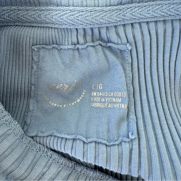Aerie Essential Blue Henley Laying Long Sleeve T-Shirt Size L - Picture 6 of 7